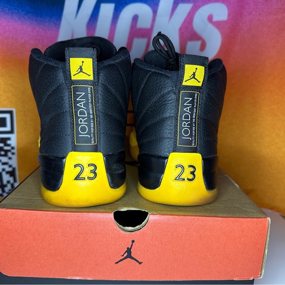Jordan 12 Retro University Gold Size 10M Pre-loved - Picture 7 of 7